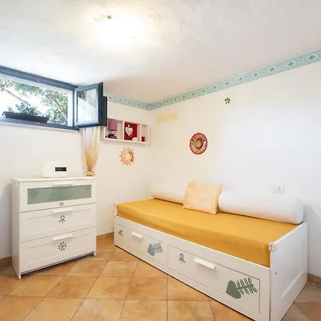 Mare A 4 Minuti Autocasa/giardino E Wifi * Budoni